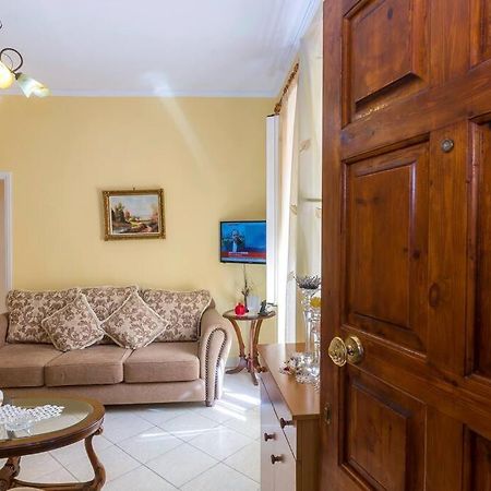 Ria'S Apartment In Corfu Town Exteriér fotografie