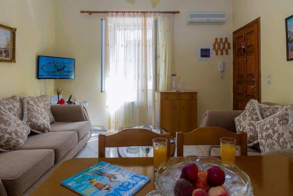 Ria'S Apartment In Corfu Town Exteriér fotografie